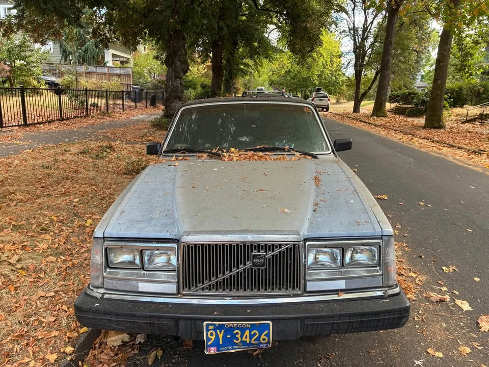 1985 Volvo 244 - Image 13 of 14