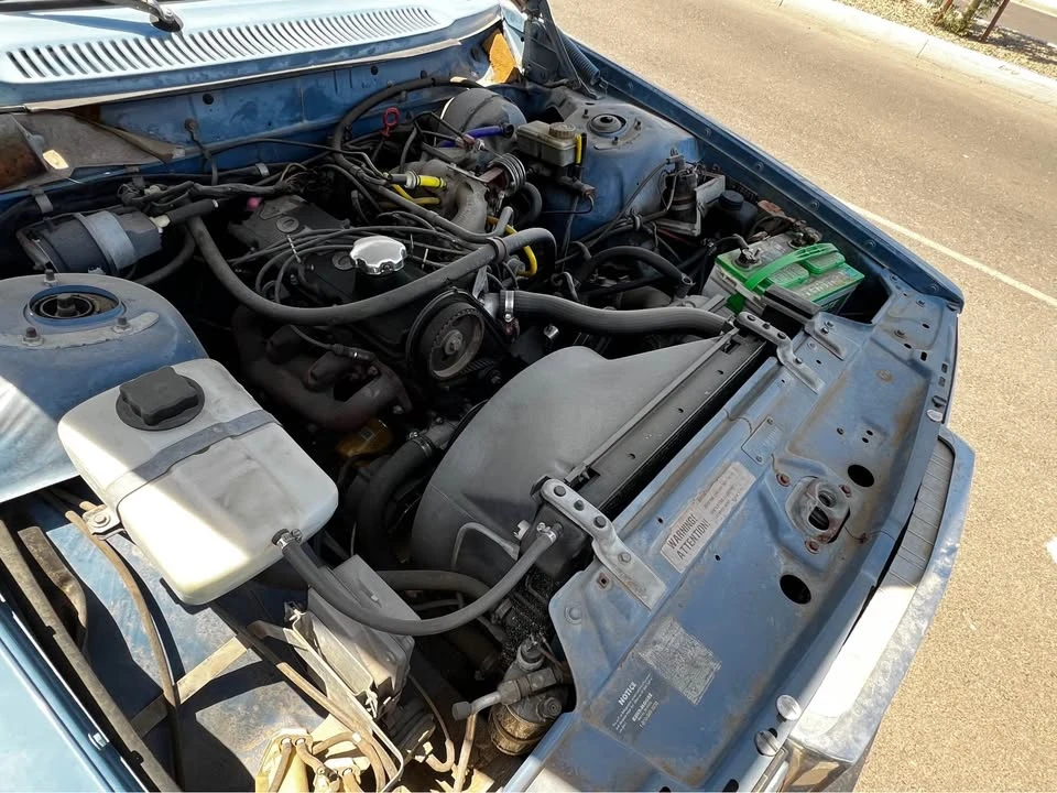 1985 Volvo 244 - Image 9 of 9