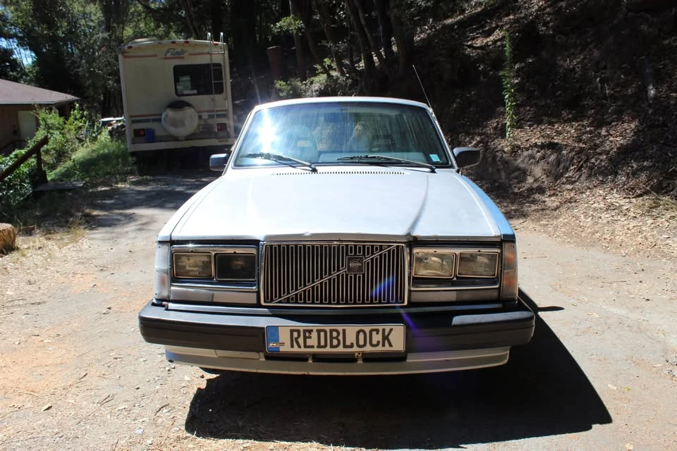 1985 Volvo 244 - Image 4 of 20