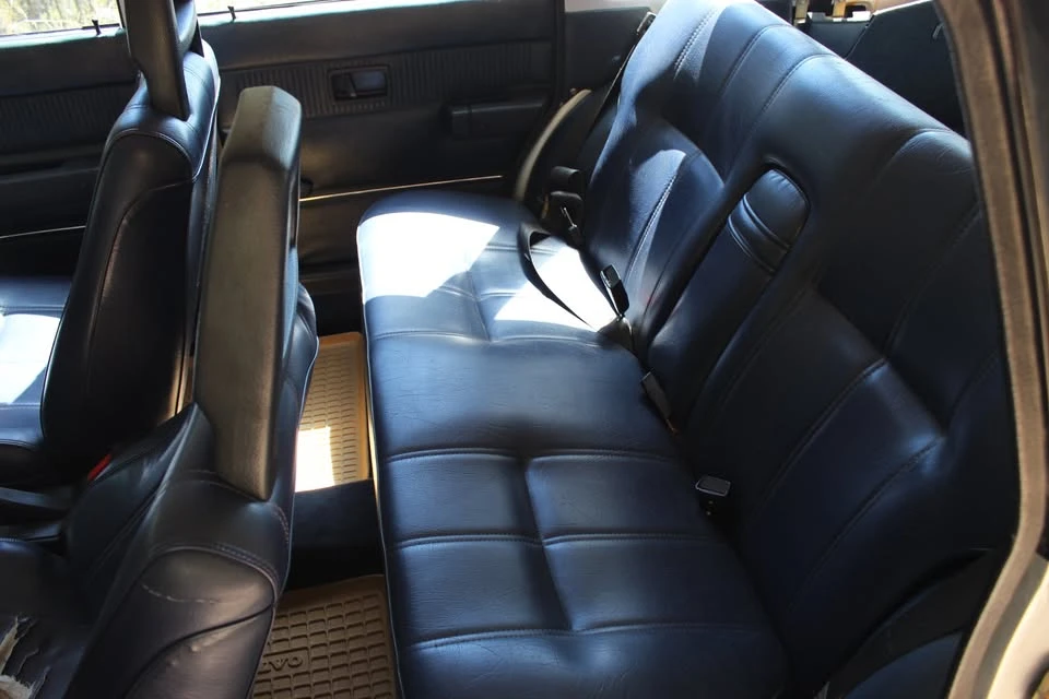 1985 Volvo 244 - Image 12 of 20