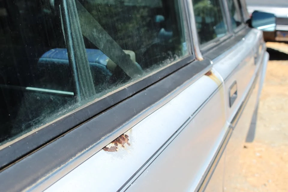 1985 Volvo 244 - Image 8 of 20