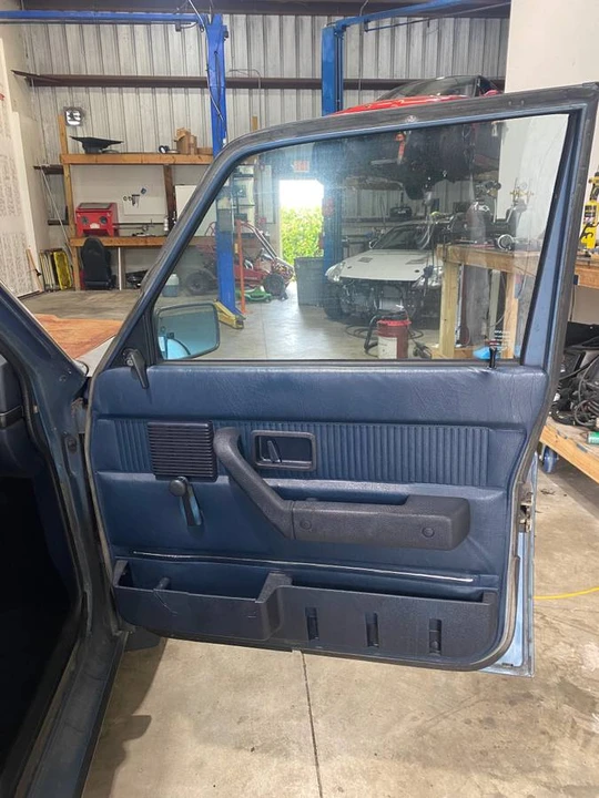 1985 Volvo 245 - Image 16 of 22