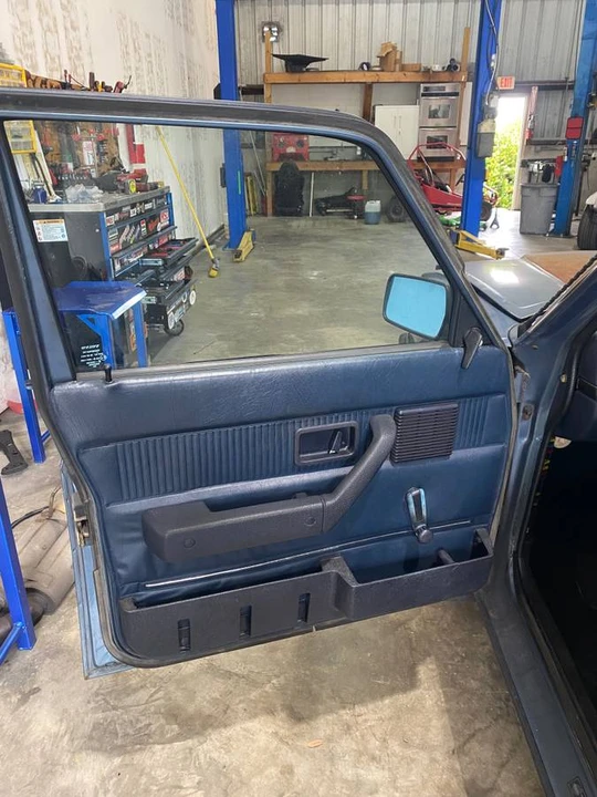 1985 Volvo 245 - Image 21 of 22