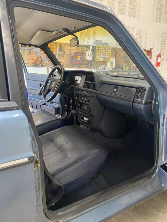 1985 Volvo 245 - Image 17 of 22