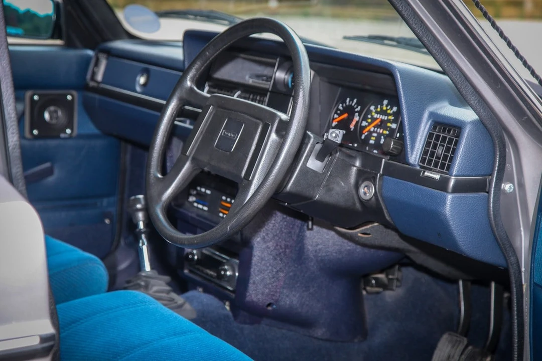 1985 Volvo 245 - Image 6 of 30