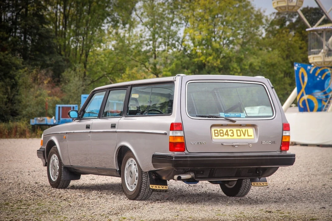 1985 Volvo 245 - Image 23 of 30