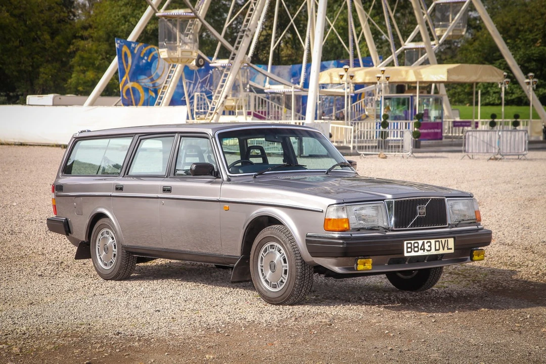 1985 Volvo 245 - Image 11 of 30