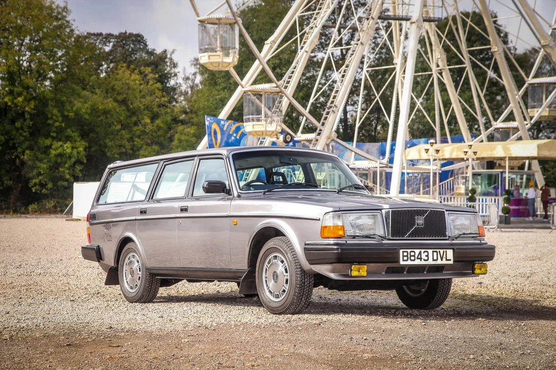 1985 Volvo 245 - Image 10 of 30