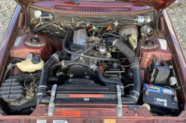 1985 Volvo 244 - Image 6 of 8