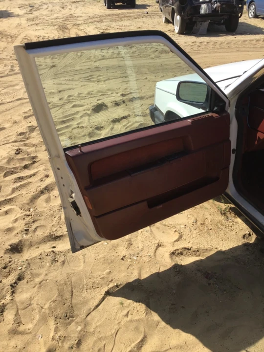 1985 Volvo 740 - Image 29 of 31