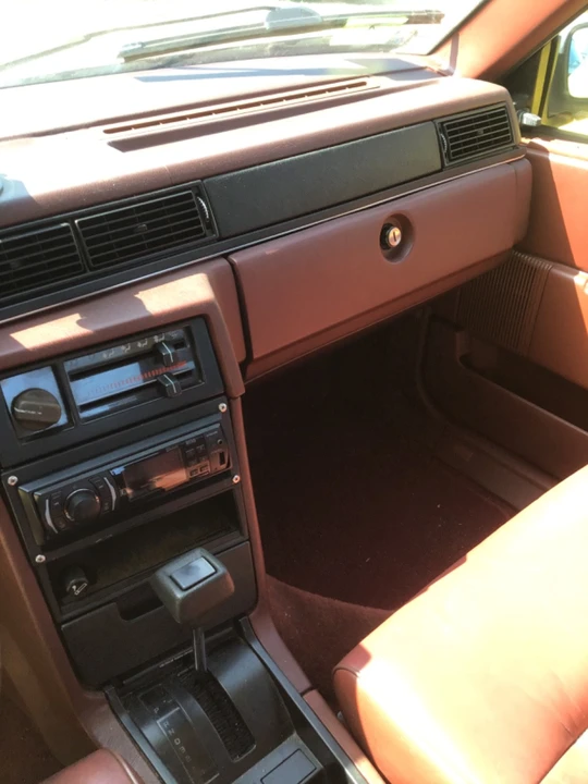 1985 Volvo 740 - Image 30 of 31