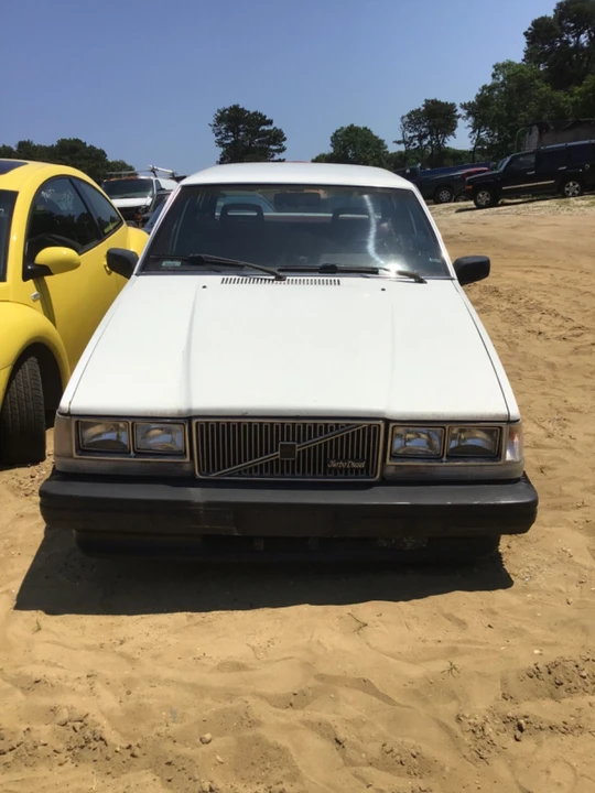 1985 Volvo 740 - Image 2 of 31