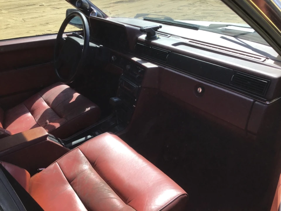 1985 Volvo 740 - Image 23 of 31