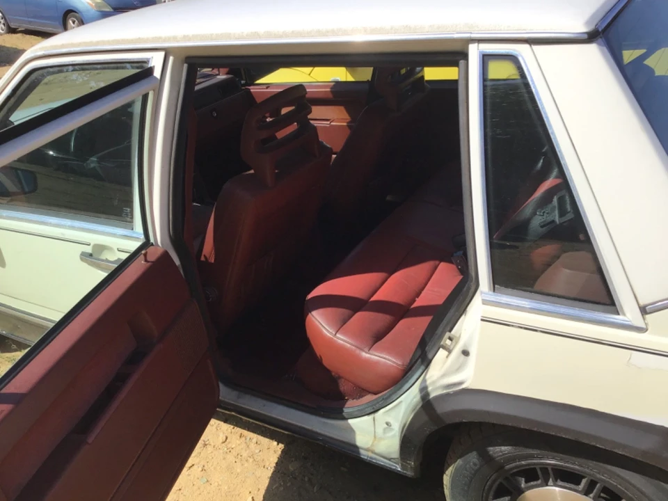 1985 Volvo 740 - Image 28 of 31