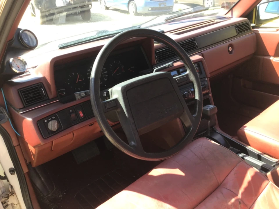 1985 Volvo 740 - Image 31 of 31