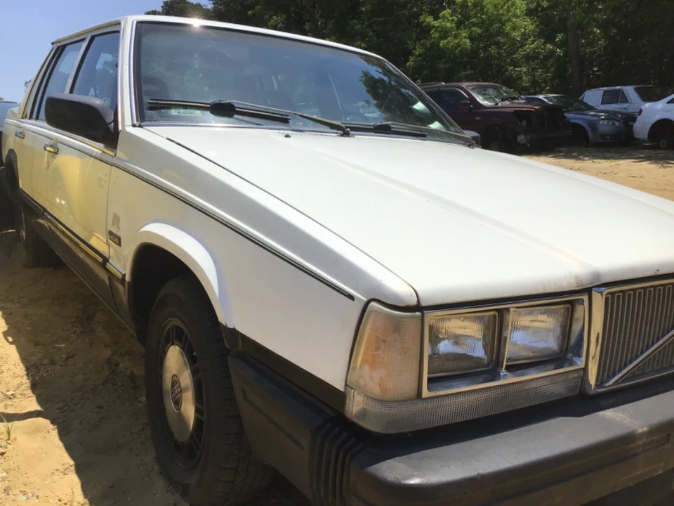 1985 Volvo 740 - Image 10 of 31