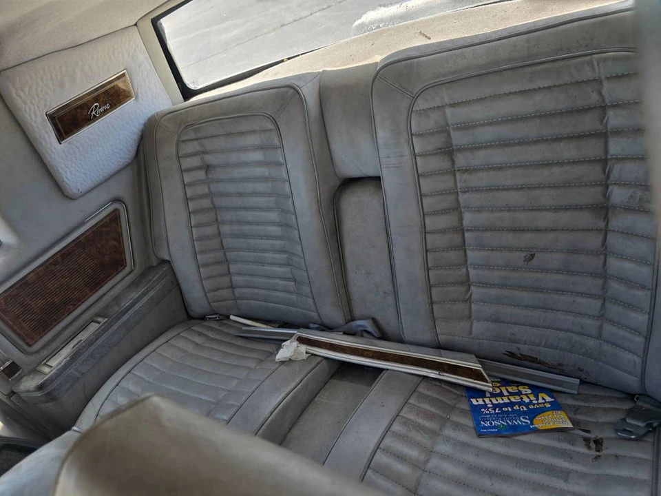 1985 Buick Riviera 4th-7th Gen - Image 5 of 7
