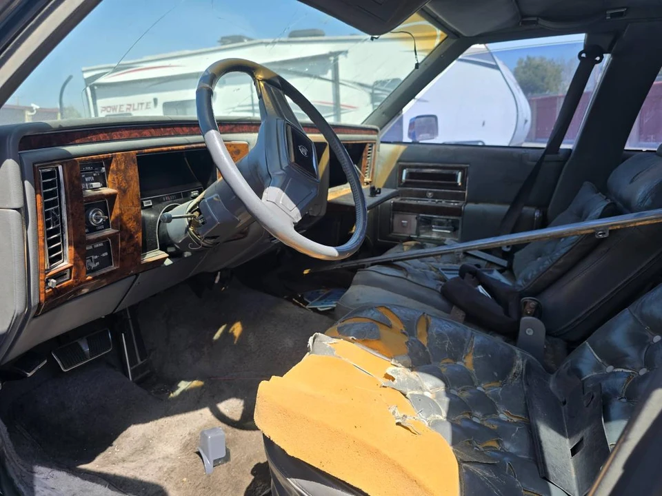1985 Buick Riviera 4th-7th Gen - Image 7 of 7