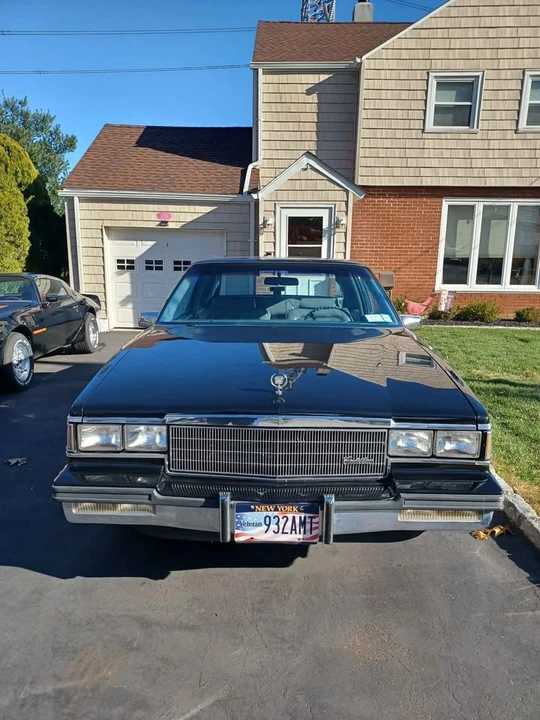 1985 Cadillac DeVille 6th Gen - Image 2 of 10