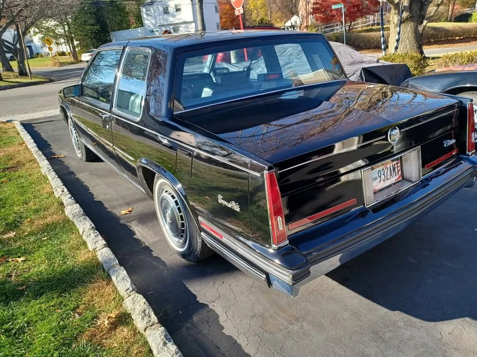 1985 Cadillac DeVille 6th Gen - Image 3 of 10