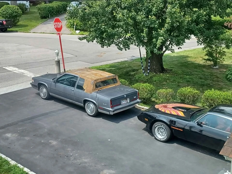 1985 Cadillac DeVille 6th Gen - Image 7 of 10