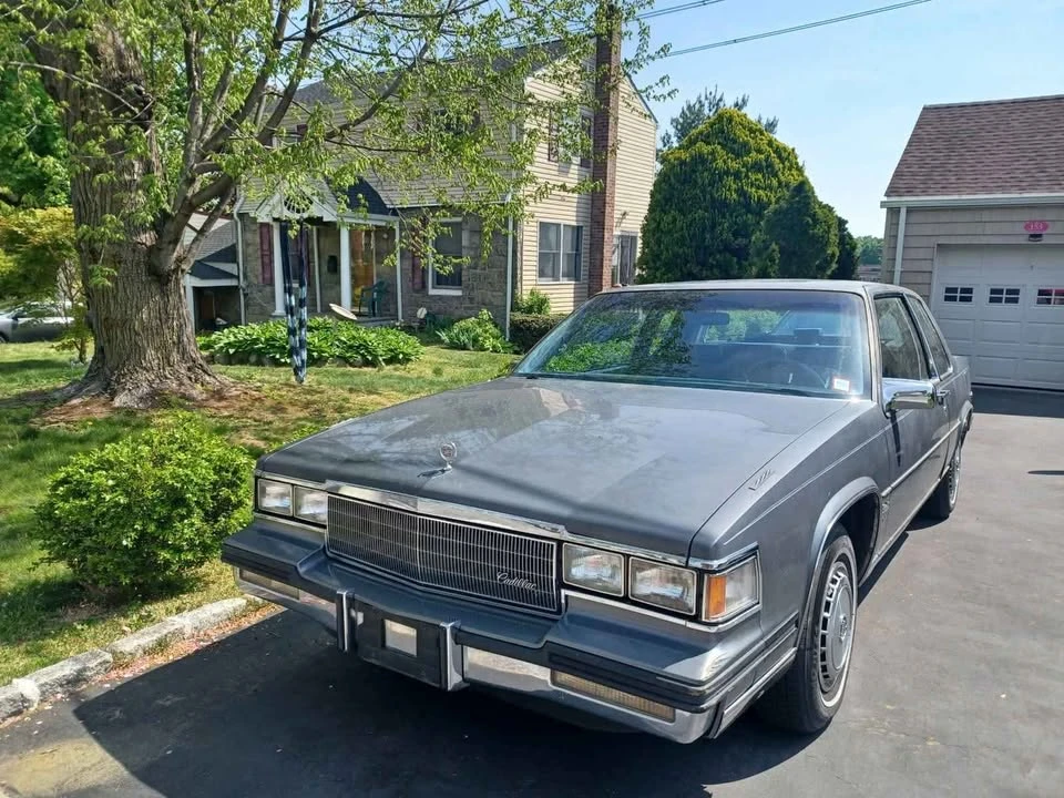 1985 Cadillac DeVille 6th Gen - Image 6 of 10
