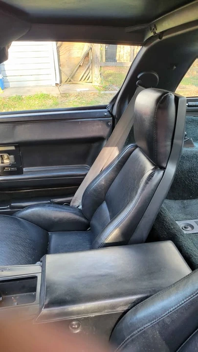 1985 Chevrolet Corvette C4 - Image 5 of 10