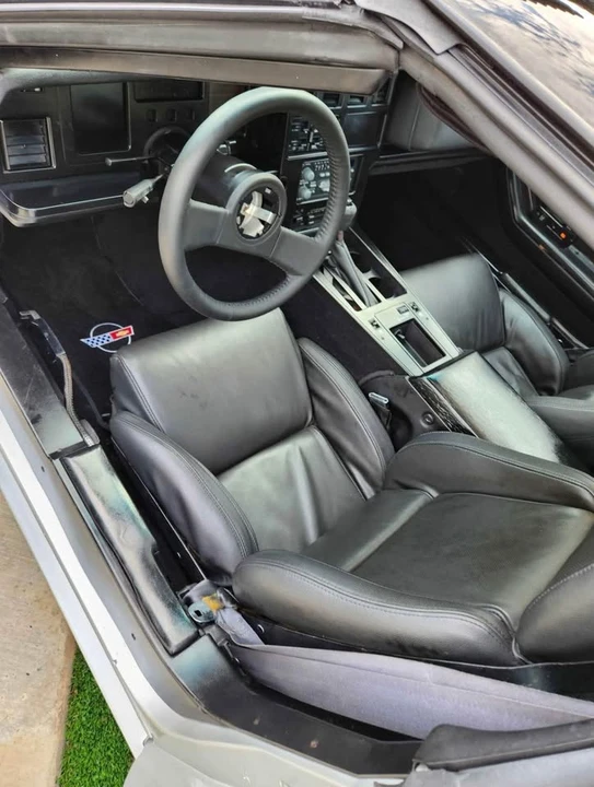 1985 Chevrolet Corvette C4 - Image 2 of 9