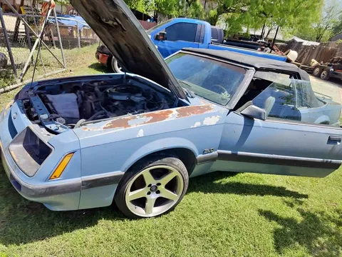 1985 Ford Mustang Convertible