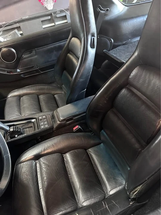 1985 Porsche 928 - Image 9 of 10