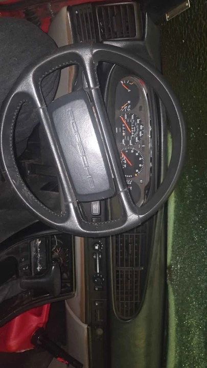 1985 Porsche 944 - Image 7 of 10