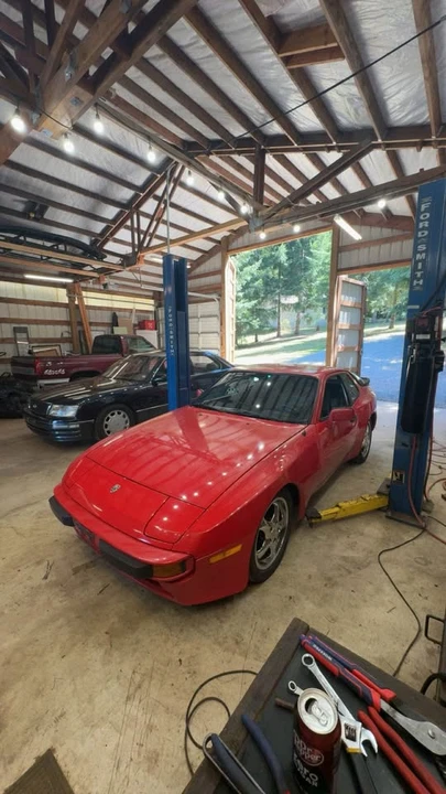 1985 Porsche 944 - Image 6 of 10