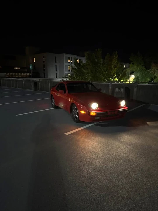 1985 Porsche 944 - Image 4 of 10