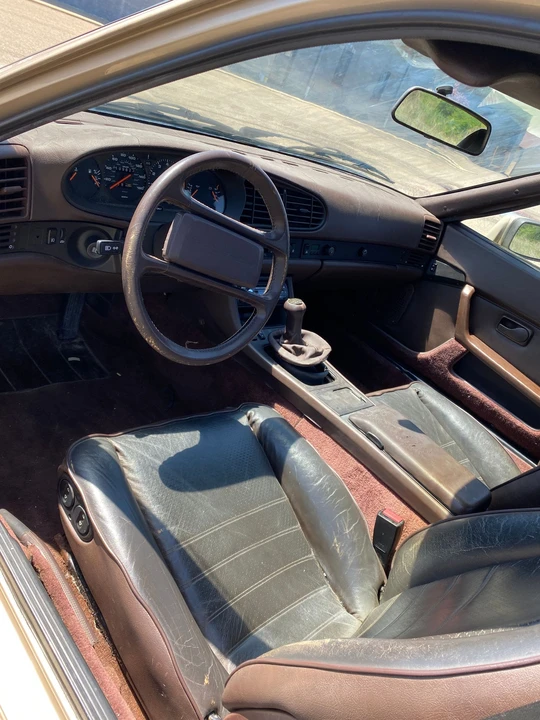 1985 Porsche 944 - Image 8 of 11