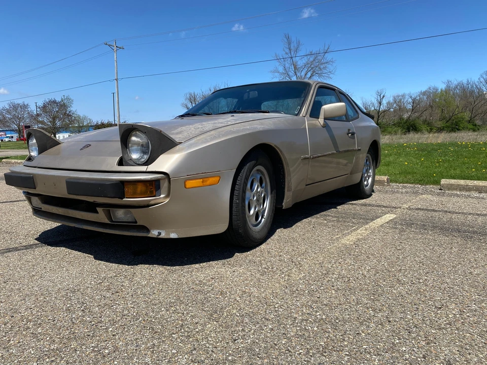 1985 Porsche 944 - Image 6 of 11