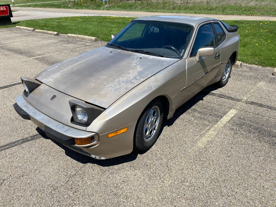 1985 Porsche 944 - Image 7 of 11