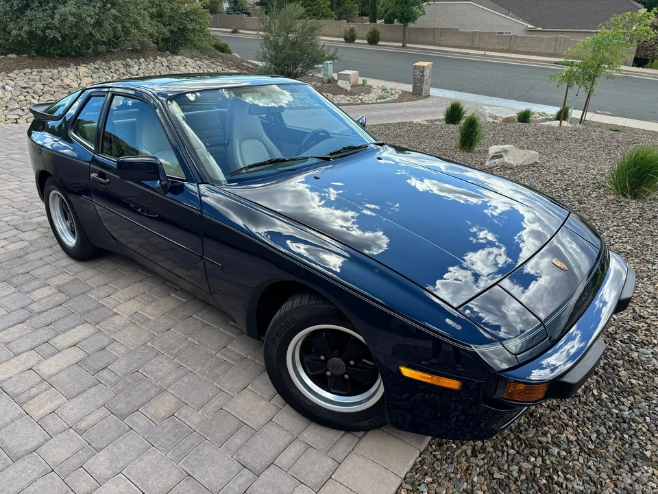 1985 Porsche 944 - Image 8 of 31