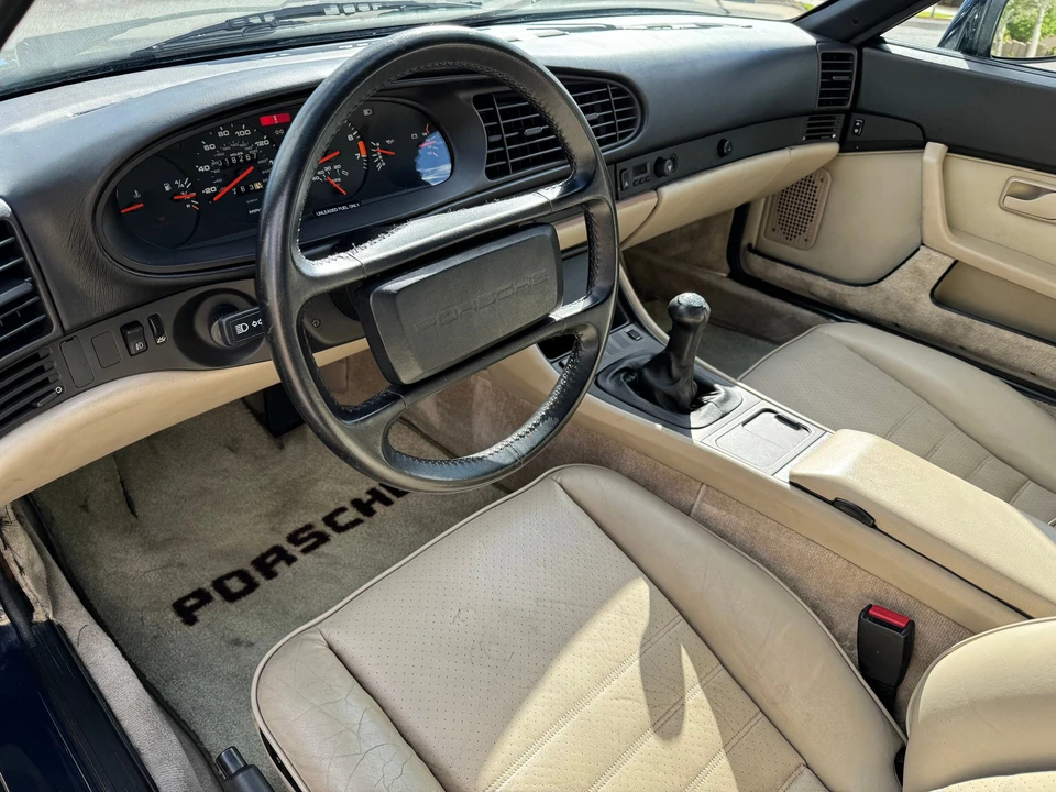 1985 Porsche 944 - Image 27 of 31