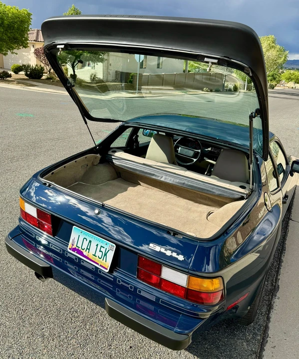 1985 Porsche 944 - Image 12 of 31