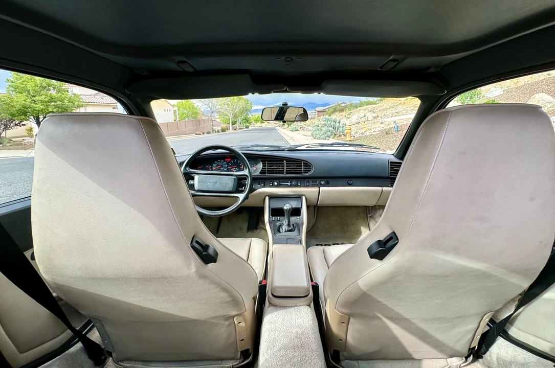 1985 Porsche 944 - Image 24 of 31