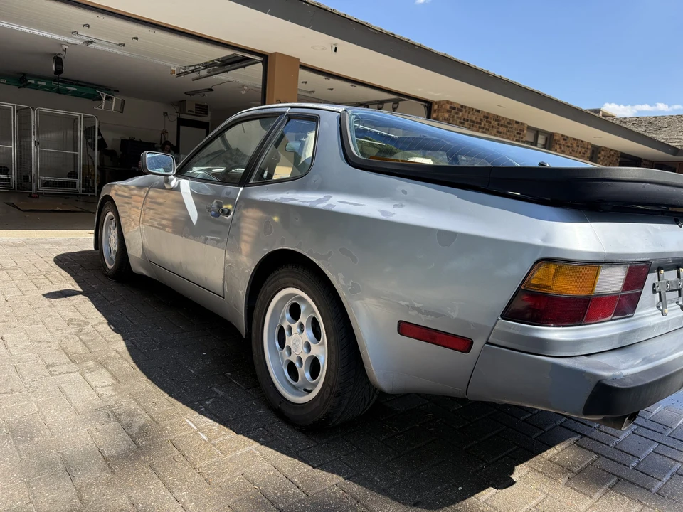 1985 Porsche 944 - Image 11 of 31