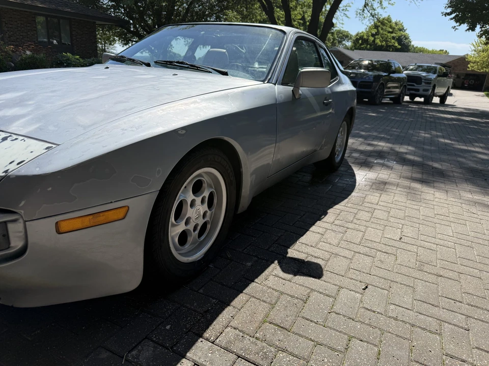1985 Porsche 944 - Image 14 of 31
