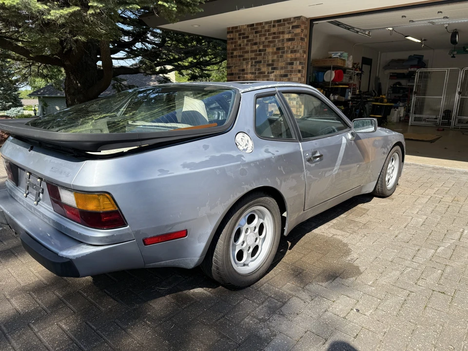1985 Porsche 944 - Image 5 of 31