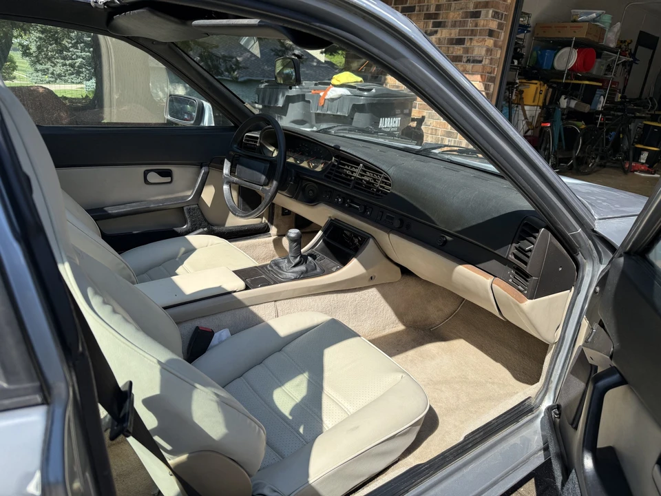 1985 Porsche 944 - Image 20 of 31