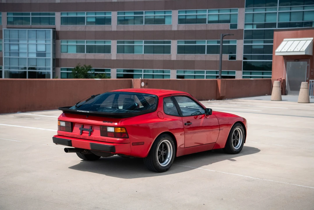 1985 Porsche 944 - Image 22 of 31