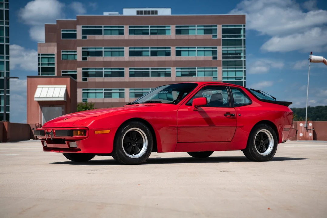 1985 Porsche 944 - Image 2 of 31