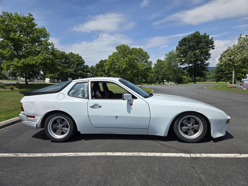 1985 Porsche 944 - Image 5 of 31