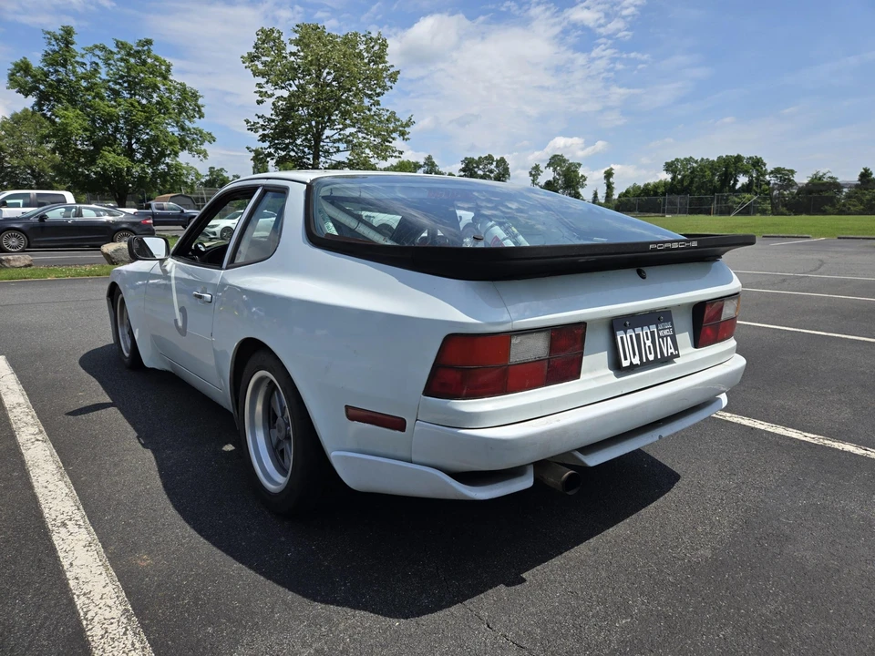 1985 Porsche 944 - Image 8 of 31