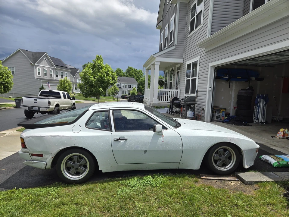 1985 Porsche 944 - Image 12 of 31