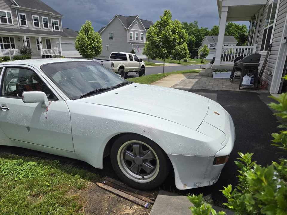 1985 Porsche 944 - Image 11 of 31